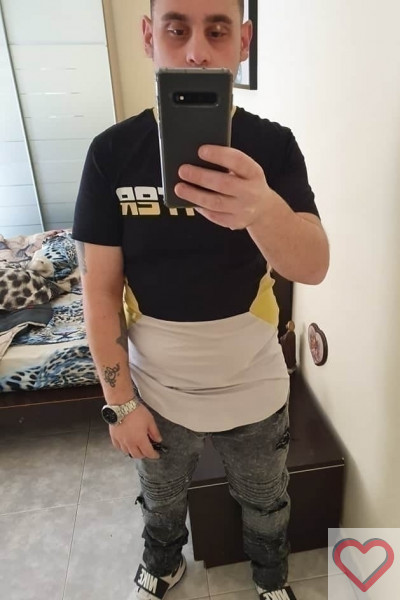 Max9009