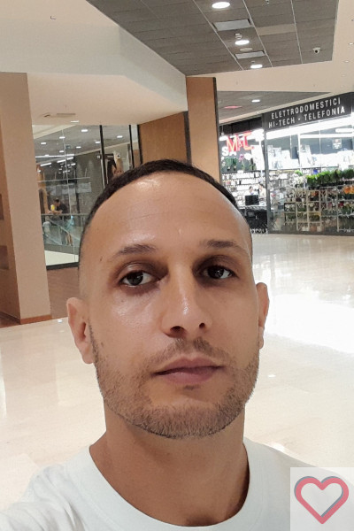 Adam25