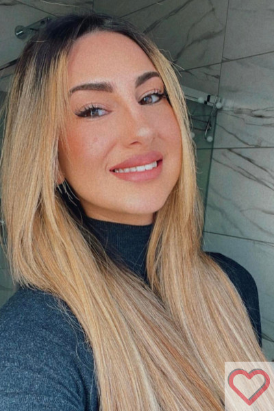 Claudia28