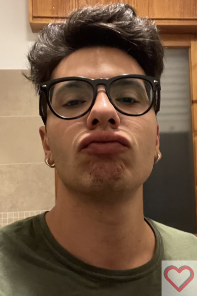 Al00