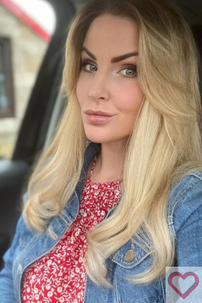 Monique258
