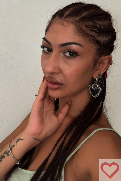 Giada001